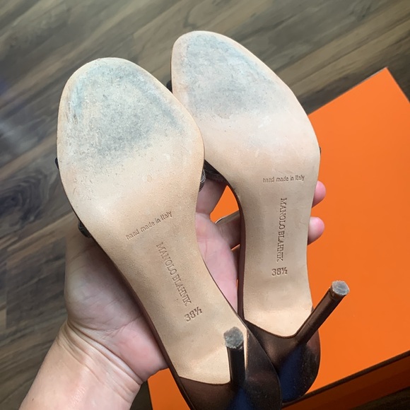 Manolo Blahnik Metallic Bronze Heels - Picture 3 of 5